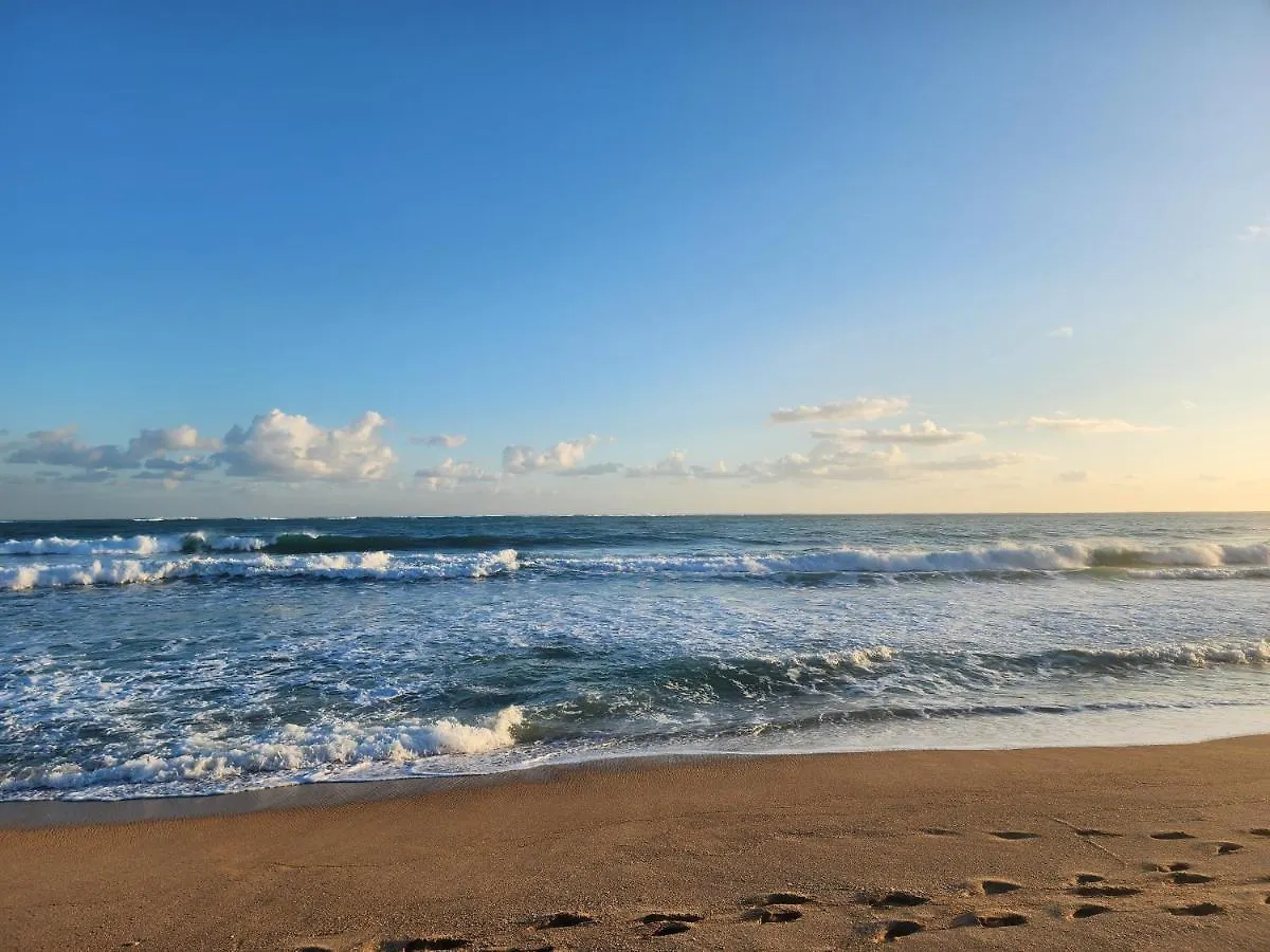 Stunning 3-Bedroom Beachside Apartment San Juan